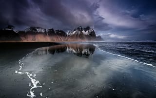 Картинка Исландия, горы, пляж, черный песок