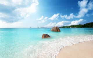 Картинка море, пляж, голубая вода, тропики, камни, пейзаж