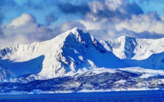 Обои норвегия, панорама, облака, снег, горы, залив, зима, небо