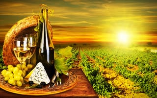 Картинка бутылка, солнце, маслины, бокалы, белое, виноград, вино, дор блю, виноградник, сыр