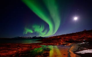 Обои горы, северное сияние, небо, луна, Норвегия, острова, звезды, ночь