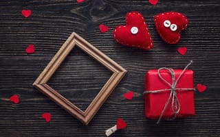 Обои любовь, gift, heart, love, сердце, подарок, romantic, red, сердечки, wood, Valentine's Day, decoration