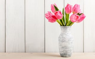 Картинка цветы, букет, pink, spring, розовые тюльпаны, romantic, wood, тюльпаны, tulips