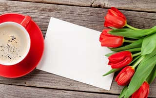 Картинка любовь, кофе, чашка, цветы, tulips, cup, wood, тюльпаны, сердечки, hearts, Valentine's Day, red, букет, flowers, romantic, love