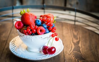 Картинка ягоды, тарелка, fresh, cup, черника, смородина, berries, клубника