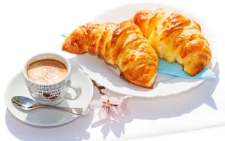 Обои breakfast, кофе, coffee, croissant, cup, круассаны, выпечка, завтрак