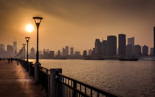 Картинка Shanghai, небоскребы, Шанхай, фонари, Китай, набережная, солнце, Азия, река, China