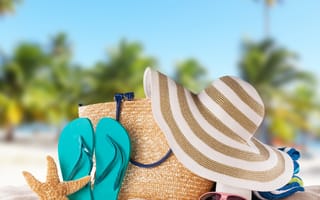 Обои summer, пляж, каникулы, сланцы, beach, шляпа, лето, accessories, starfish, сумка, очки, солнце, отдых, vacation, песок