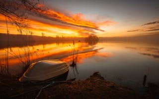 Картинка природа, озеро, лодка, закат