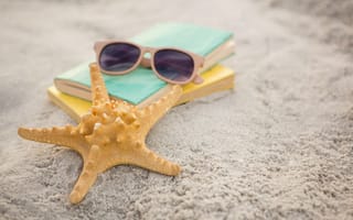 Картинка песок, очки, каникулы, звезда, книга, отдых, пляж, sand, лето, море, starfish, summer, vacation, sunglasses, beach