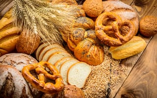 Картинка пшеница, доски, выпечка, булка, колосья, зерна, сдоба, хлеб