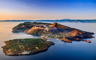 Картинка Сицилия, небо, корабли, Липарские острова, вода, Тирренское море, вулканы, море, Италия