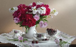 Картинка вишня, посуда, ваза, цветы