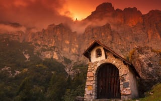 Картинка Under Mt. Shiara, Italy, Dolomites