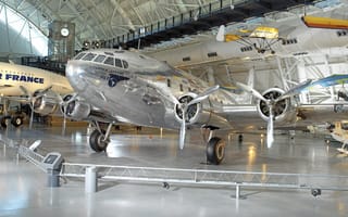 Картинка Boeing-307, музей, самолет, Stratoliner, ангар