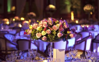 Картинка flowers, бокалы, праздник, стол, ресторан, цветы, bouquet, table
