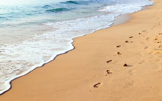 Картинка песок, море, волны, seascape, wave, sand, summer, beach, sea, следы, лето, footsteps, пляж