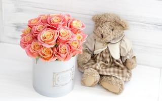Картинка любовь, цветы, bear, love, игрушка, romantic, cute, teddy, букет, roses, pink, мишка, коробка, flowers, розы