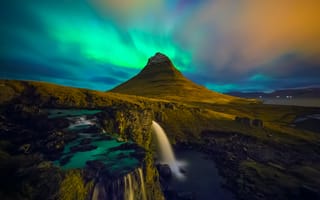 Картинка Kirkjufell, waterfall, Iceland, aurora borealis