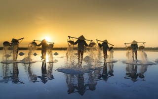 Картинка озеро, Вьетнам, соль, люди