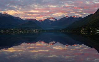 Картинка Норвегия, горы, фьорд, отражения, свет, пики