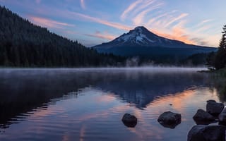 Картинка лес, небо, пейзаж, природа, горы, ночь, туман, облака