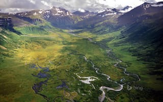 Картинка Аляска, США, долина, снег, горы, река