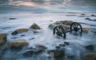 Картинка море, небо, камни, природа, пейзаж, берег, облака, пасмурно