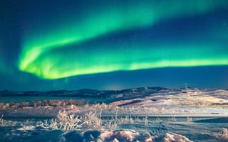 Картинка зима, иней, горы, ночь, пейзаж, снег, небо, звезды