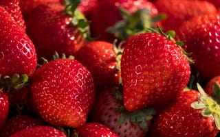 Картинка ягоды, strawberry, клубника, спелая, wood, sweet, fresh, красные, berries