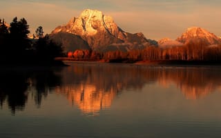 Картинка grand teton national park, Вайоминг, закат, отражение, озеро, осень, река, горы, США, небо, деревья