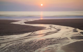 Картинка песок, море, солнце, рассвет, свет, небо, река, пляж