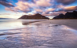 Картинка песок, море, пейзаж, облака, горы, природа, небо, пляж