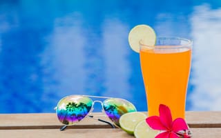Картинка пляж, paradise, отдых, очки, citrus, tropical, sunglasses, summer, drink, vacation, сок, orange, juice, каникулы, лето, beach