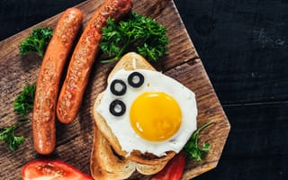 Картинка еда, завтрак, бутерброды, колбаски, петрушка, помидоры, тосты, хлеб