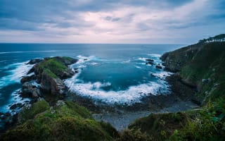 Картинка море, небо, камни, зеленый, трава, синий, скалы, облака