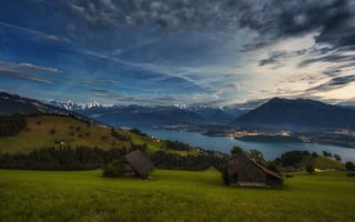 Картинка поле, лес, река, огни, лето, зеленый, горы, трава