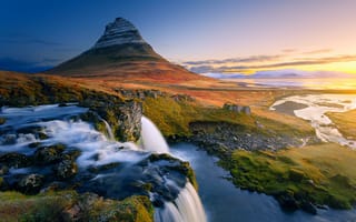 Картинка Исландия, водопады, гора Kirkjufell