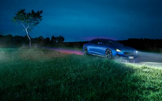 Картинка Maserati, ночь, Novitec, Quattroporte, трава, фары, синий