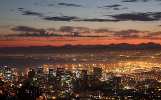 Картинка city, skyscrapers, sky, Cape Town, lights, sunrise, ships, clouds, bay, harbor, mountains, sea, buildings, twilight, South Africa, cityscape
