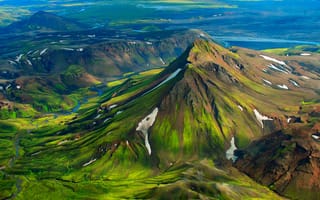 Картинка Исландия, горы, долина, холмы