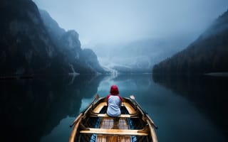 Картинка relax, photography, trees, rowboat, jacket, lake, water, mood, tranquility, mist, photographer, people, boat, hood, peace, landscape, nature, Stepan Zubkov, mountains, forest, rain, thinking