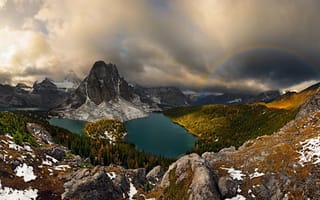 Картинка Канада, озёра, радуга, тучи, панорама, леса, Mt. Assiniboine, Альберта, осень, облака, горы, провинция Британская Колумбия