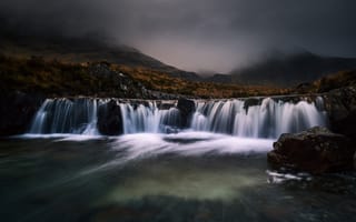 Картинка осень, небо, пасмурно, горы, вода, природа, камни, туман