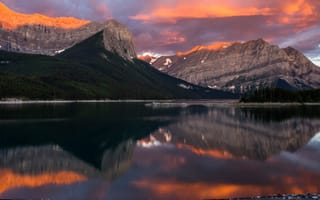 Картинка лес, небо, горы, пейзаж, облака, свет, природа, закат