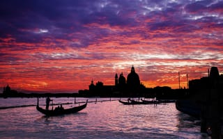 Картинка Италия, сумерки, тучи, закат, силуэты, вечер, Венеция