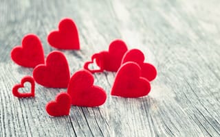 Обои любовь, love, сердце, hearts, red, wood, romantic, сердечки, красные, valentine's day