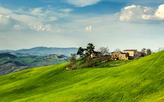 Картинка Италия, горы, небо, дом, деревья, трава