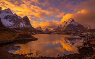 Картинка Норвегия, городок, поселение, вечер, Архипелаг, свет, горы