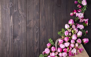 Картинка цветы, розы, pink, бутоны, wood, roses, букет, beautiful, flowers, розовые